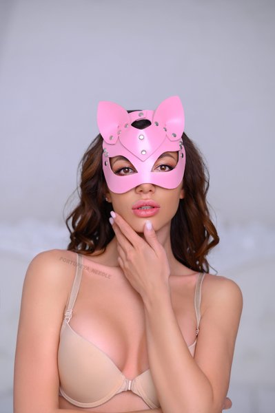 Розовая маска кошки из кожи 210r - Кожа 210r-1 фото