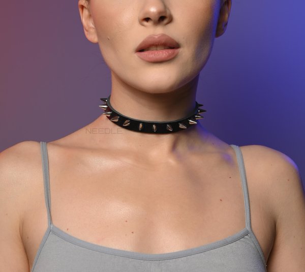 Чокер минималистический женский с шипами 602 602 фото
