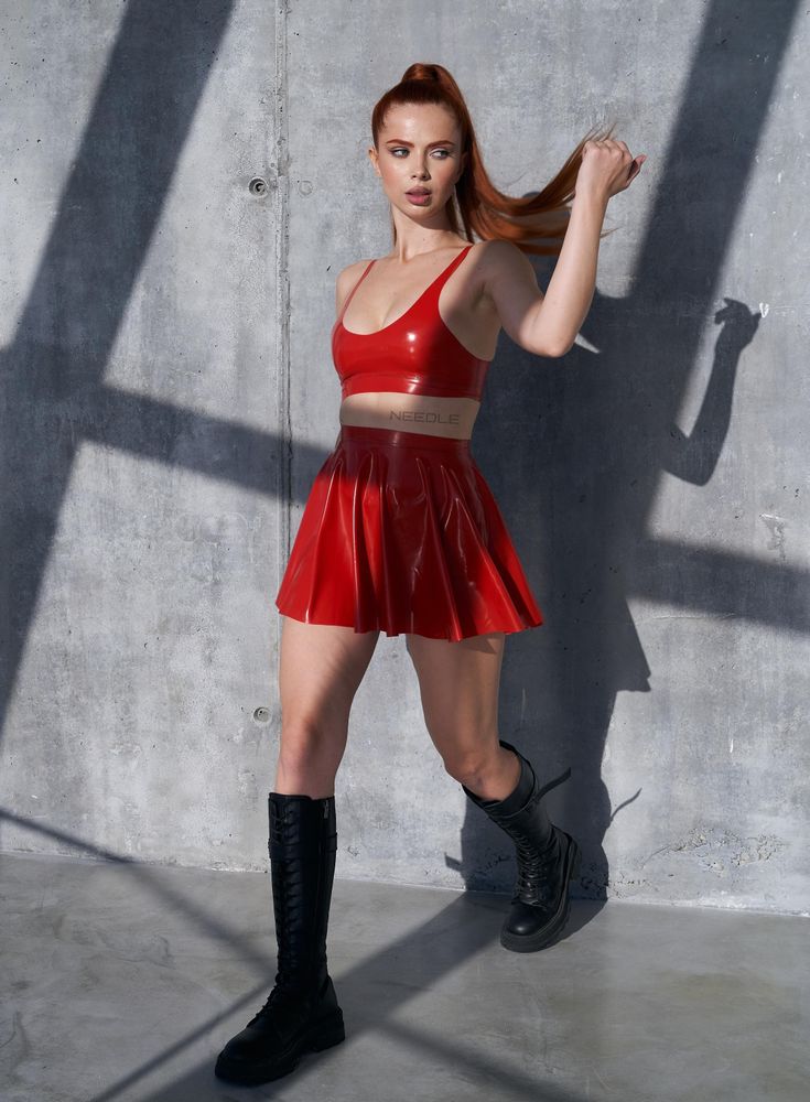 Спокусливий латексний комплект одежі червоного кольору 2127, XS 2127 фото